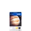 A Brother LC1240Y yellow ink cartridge box with an image of Jupiter on the front. Produktbild-Vorschau