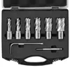 A set of metal drill bits and an Allen wrench are neatly arranged in a black plastic case. Produktbild-Vorschau