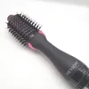 A close-up shot of a Revlon hair dryer brush against a white background. Podgląd zdjęcia produktu