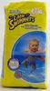A package of Huggies Little Swimmers swim nappies featuring a baby in water. Produktbild-Vorschau