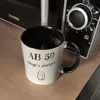 Ab 50 hängt´s abwärts Kaffeebecher Schwarz Besonders Produktbild-Vorschau 5