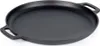A black cast iron frying pan with two handles is shown from a slightly elevated angle against a white background. Anteprima dell’immagine prodotto
