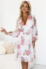 Vestido NUMOCO 388-3, estampado de flores de colores. Vista previa de la imagen del producto 11
