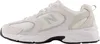 A side view of a New Balance 530 lifestyle sneaker in beige. Produktbild-Vorschau