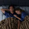 Surmatelas NicePlus avec couette en duvet, 160 x 200 x 7 Voir les images du produit 10