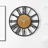 Horloge murale 3D en métal, style vintage romain, pour Voir les images du produit 2