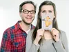 Mr. & Mrs. Panda Postkarte Fotograf Herz - Grau Pastell - Produktbild-Vorschau 4