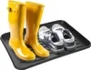 A pair of yellow rubber boots and two athletic shoes are placed on a black shoe tray. Voir les images du produit