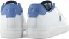 The back view of two white K-Swiss sneakers with blue accents. Produktbild-Vorschau