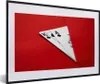 MuchoWow® Gerahmtes Poster Karten unter roter Fläche 60x40 Produktbild-Vorschau 1
