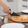 com-four® Pizzaschere mit Servierfläche, Pizzaschneider mit Produktbild-Vorschau 2