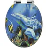 A toilet seat with an underwater scene featuring dolphins and fish. Produktbild-Vorschau