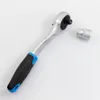 A ratchet wrench and a socket are shown on a white background. Produktbild-Vorschau