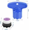 A blue faucet aerator key and a faucet aerator are shown with dimensions indicated by measurement lines and text. Produktbild-Vorschau