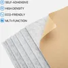 A stack of light gray acoustic panels with a brown backing paper peeling away, next to a list of product features. Produktbild-Vorschau