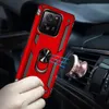 A hand holding a red phone case with a magnetic car mount attached to a car's air vent. Produktbild-Vorschau