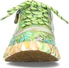 A close-up front view of a green, floral-patterned athletic shoe. Produktbild-Vorschau
