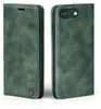 A green flip case for an iPhone is shown from two angles. Produktbild-Vorschau