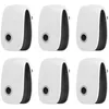Six white pest repellers are arranged in two rows of three against a white background. Náhled obrázku produktu