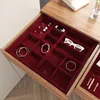 Zelfklevend Donkerrood Fluwelen Behang Productafbeelding-voorbeeld 3