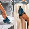 A split image showing a person using a handheld garment steamer on a white shirt and another person using a garment steamer on a beige garment. Anteprima dell’immagine prodotto