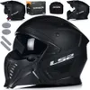 A collection of motorcycle helmets and accessories. Anteprima dell’immagine prodotto