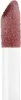 A close-up of a lip gloss applicator with a fluffy tip, showing the product's color. Podgląd zdjęcia produktu
