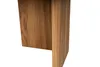 A close-up view of the base of a wooden table. Voir les images du produit