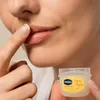 Vaseline Lip Therapy 7G Crème Brûlée | Pflegender Produktbild-Vorschau 6