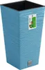 A blue square planter pot with a textured surface, shown against a white background. A product tag is attached to the pot. Voir les images du produit