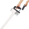 A person is holding a cordless vacuum cleaner and removing the battery. Anteprima dell’immagine prodotto