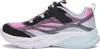 A side view of a single sneaker. Voir les images du produit