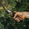 Fiskars Solid™ P121 Nožnice Záhradné Dvojčepeľové 1057160 Náhľad obrázku produktu 10