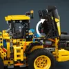 LEGO® Technic 42209 - Chargeuse sur pneus Volvo L120 Voir les images du produit 24
