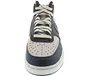 A front view of a Nike sneaker. Anteprima dell’immagine prodotto