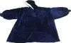 A dark blue hooded blanket with sleeves is laid out flat against a white background. Anteprima dell’immagine prodotto