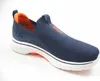 A single blue Skechers Go Walk shoe is shown against a white background. Anteprima dell’immagine prodotto