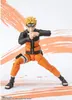 An action figure of Naruto Uzumaki in a dynamic pose against an abstract orange and white background. Produktbild-Vorschau
