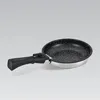 A frying pan with a detachable handle is shown against a plain background. Voir les images du produit