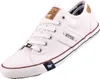 A single white Mustang sneaker is shown against a white background. Produktbild-Vorschau