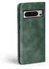 A green flip case for a Google Pixel 8 Pro phone, shown from the side. Produktbild-Vorschau
