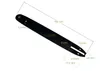 A black chainsaw bar with measurement annotations. Voir les images du produit