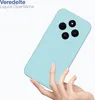 A hand holding a light blue phone case. Produktbild-Vorschau