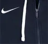 Nike-Weste Produktbild-Vorschau 20