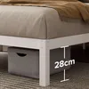 Nahaufnahme des Stauraums unter dem Bett mit Maßangabe: 28 cm Höhe.

 Produktbild-Vorschau