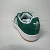 A single Adidas sneaker shown from the back-side. Náhled obrázku produktu