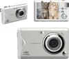 A collage of three images showing a white digital camera from different angles, and a close-up of the camera screen displaying two kittens. Produktbild-Vorschau