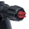 A close-up view of the nozzle of a black spray bottle with a red spray tip. Produktbild-Vorschau