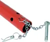 A close-up view of the end of a red tow bar with a metal chain and a pin attached. Anteprima dell’immagine prodotto