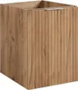 A close-up studio shot of a wooden cabinet. Anteprima dell’immagine prodotto
